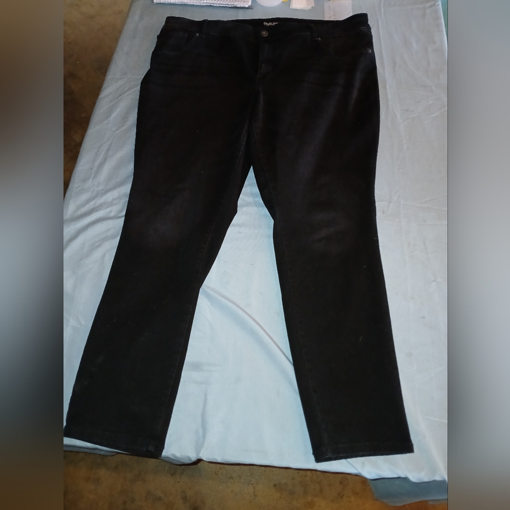 Maurices black skinny jeans size 22s